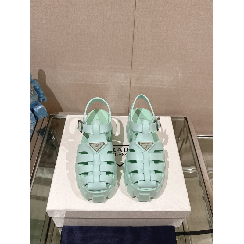 Pra*a sandals